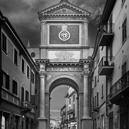 Ancient Architecture - L' Arco Trionfale - Chieri (TO)